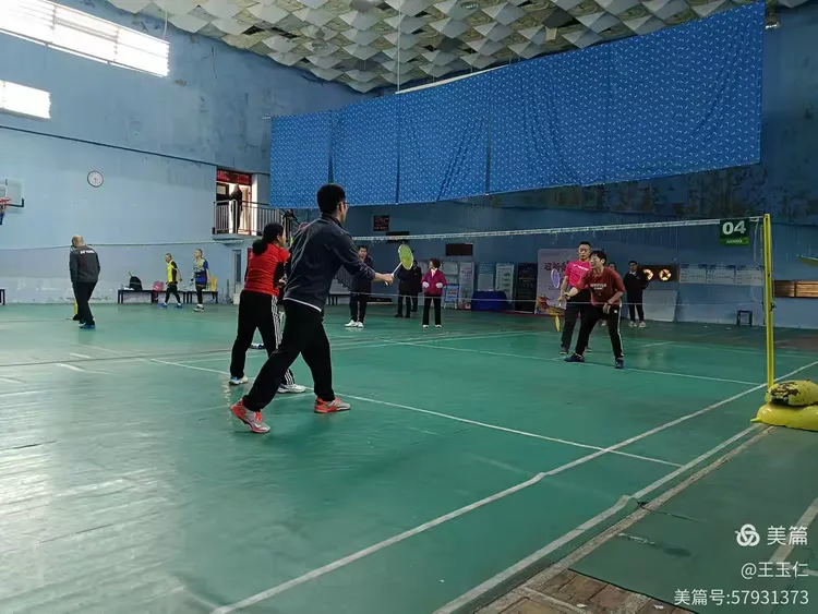 关于Uzi迎来十赛季出色发挥，老鹰观众热烈欢呼！赢得满堂喝彩的信息