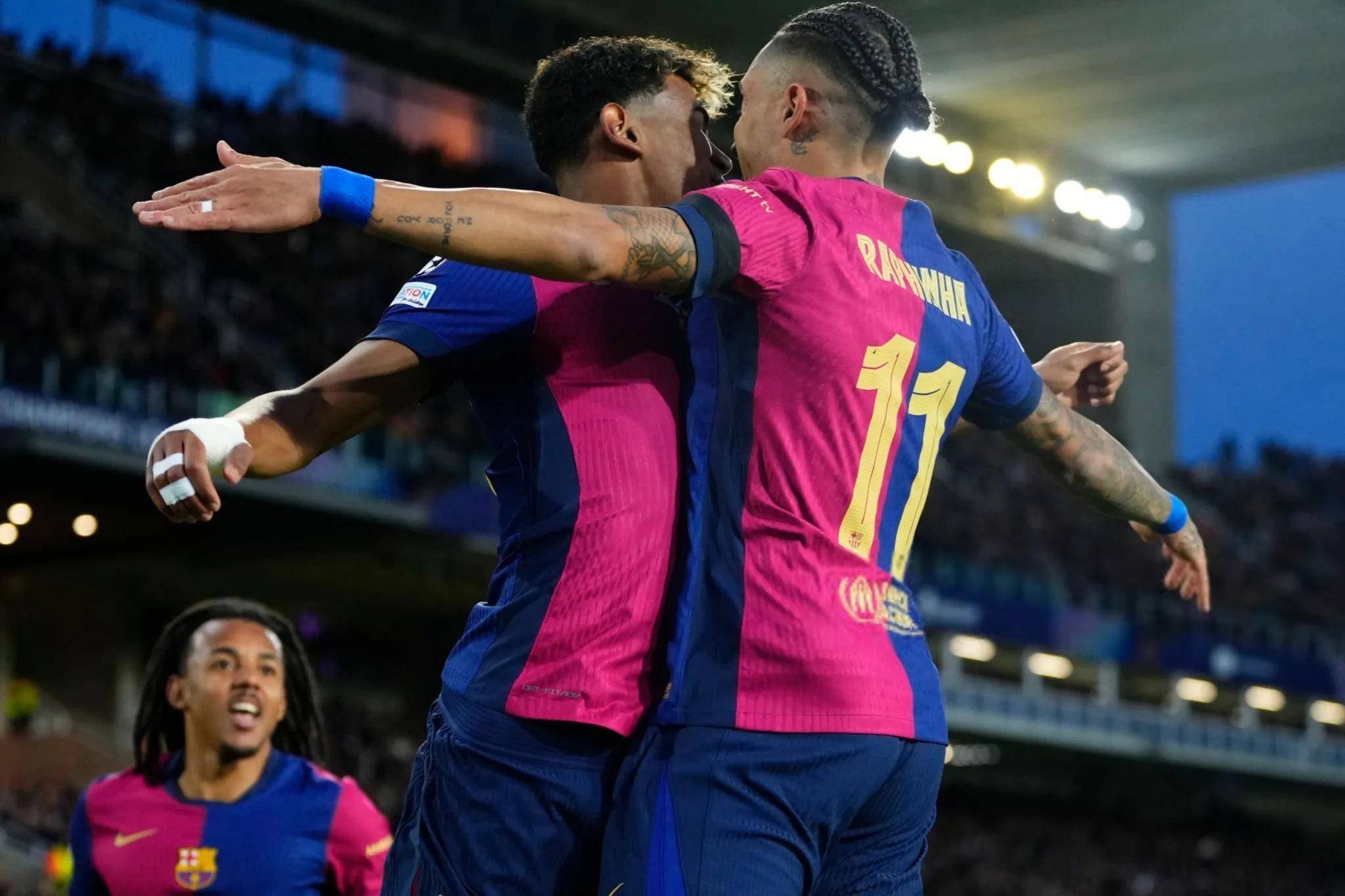 今夜巴塞罗那备战亚冠，远射贴柱细节曝光，压力陡增，身体对抗强度拉满