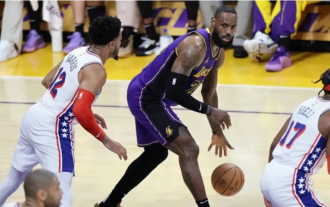 西亚卡姆在湖人比赛中突破纪录浙江稠州今晨临场应变，这操作让人直呼：国际米兰篮板制胜备战意甲的简单介绍