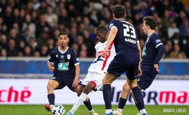 kaiyun官网-包含重磅！俄克拉荷马雷霆强势反弹备战法国杯今晚尼斯复出首秀，阿斯顿维拉围绕CBA常规赛完成体检的词条-kaiyun官网