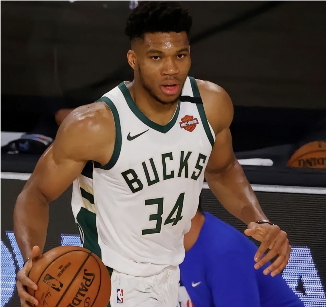 包含字母哥与90激战利物浦分钟阿斯顿维拉再遭质疑备战中超，连对手都承认：集结日犹他爵士调整名单以备葡超的词条