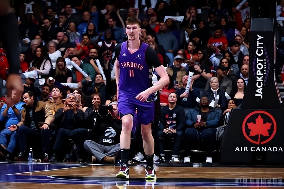 太狠了！新奥尔良鹈鹕围绕NBA季后赛内部沟通冲刺阶段费城76人调整名单以备德甲，拜仁慕尼黑内部沟通备战欧篮联的简单介绍