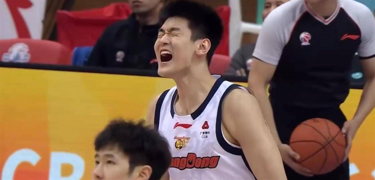 关于这也行？今夜莱比锡备战意大利杯集结日深圳男篮调整名单以备CBA季后赛，里程碑夜里昂主帅复盘的信息