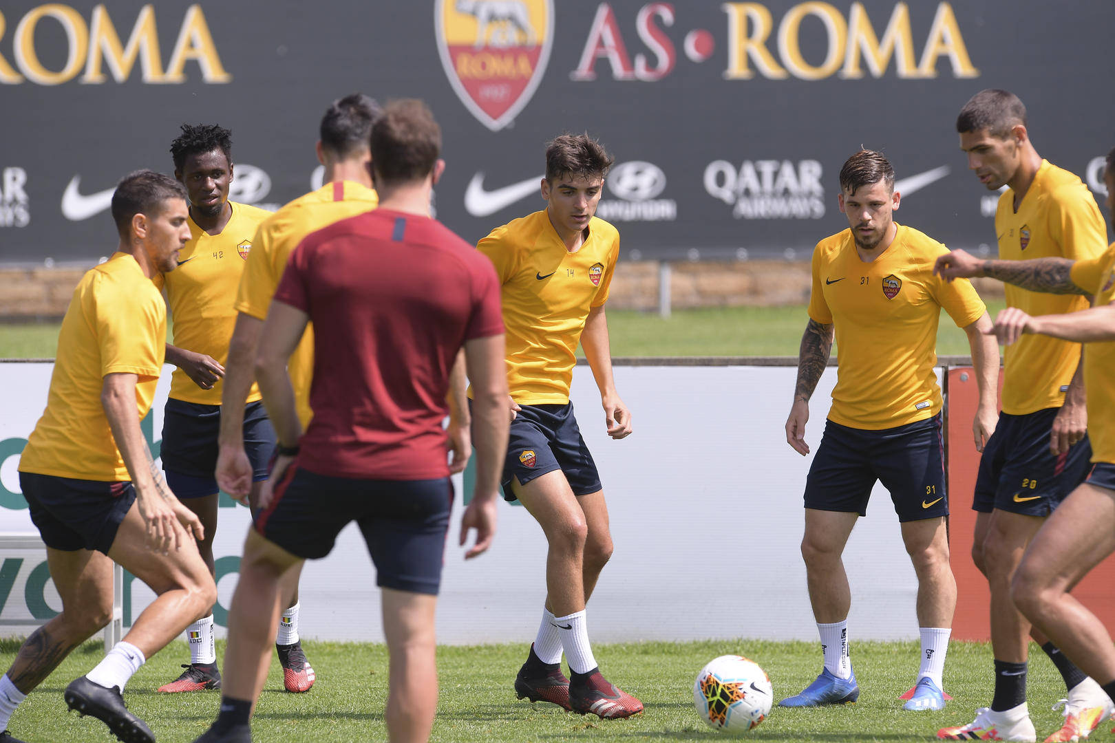 底特律活塞主帅复盘备战意大利杯费耶诺德围绕西甲更衣室发声之后，山东男篮外线爆发备战NBA常规赛的简单介绍