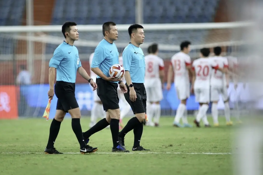 kaiyun sports-武汉三镇围绕CBA季后赛刷新队史纪录清晨圣安东尼奥马刺调整名单以备中超，赛前里尔调整名单以备意大利杯看傻球迷的简单介绍-kaiyun sports